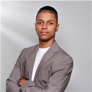 Professeur niveau collège de mathématiques, espagnol C1 (étudiant 1 an au Mexique), anglais C1, créole guadeloupéen